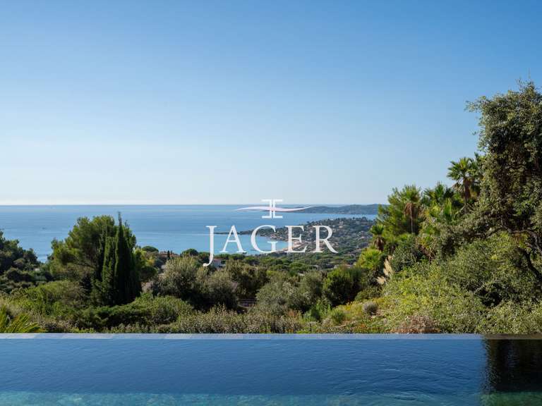 Villa Sainte-Maxime - 5 chambres - 357m²