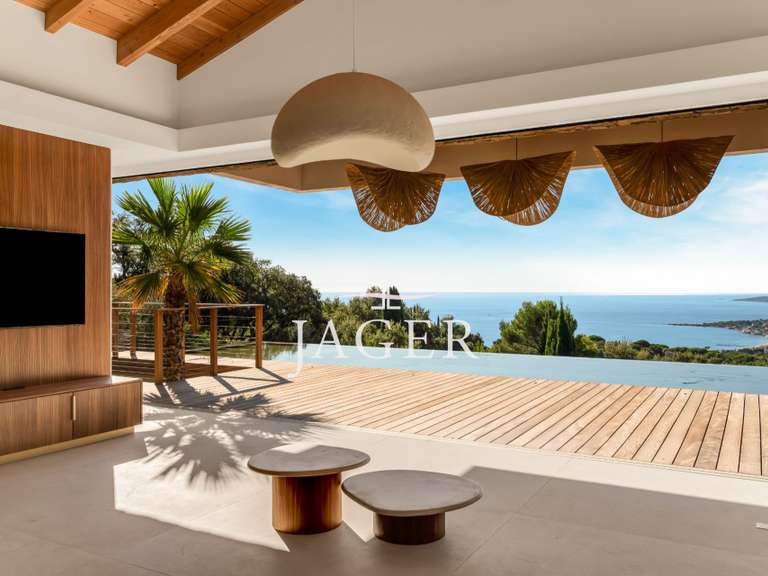 Villa Sainte-Maxime - 5 chambres - 357m²