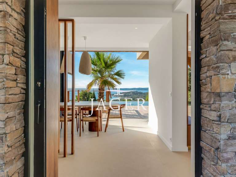 Villa Sainte-Maxime - 5 chambres - 357m²