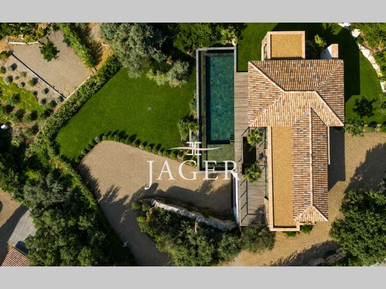 Villa Sainte-Maxime - 5 chambres - 357m²