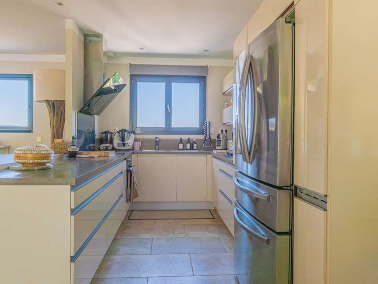 Villa Sainte-Maxime - 5 bedrooms - 166m²