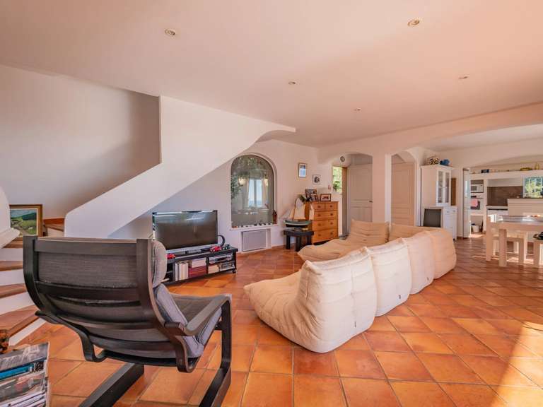 Villa with Sea view Sainte-Maxime - 4 bedrooms - 150m²