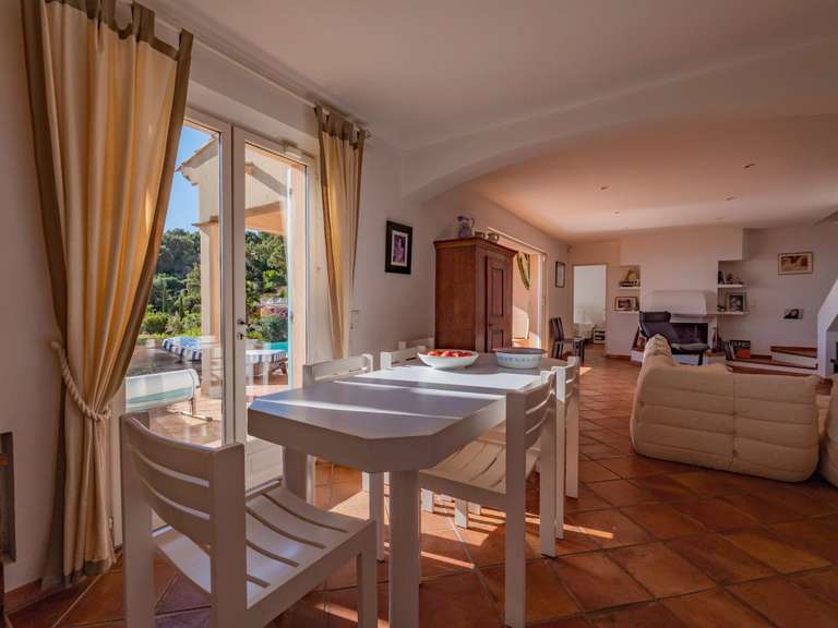 Villa with Sea view Sainte-Maxime - 4 bedrooms - 150m²