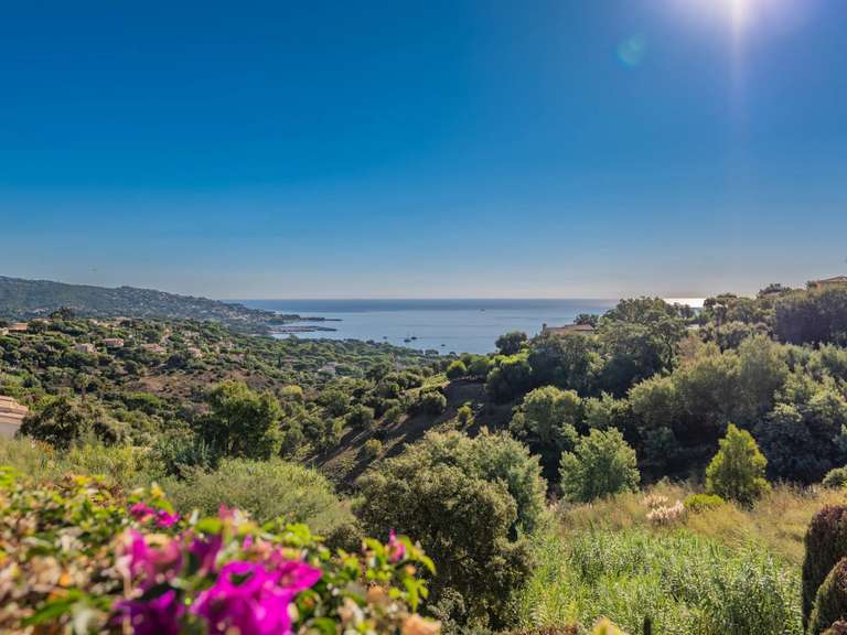 Villa with Sea view Sainte-Maxime - 4 bedrooms - 150m²