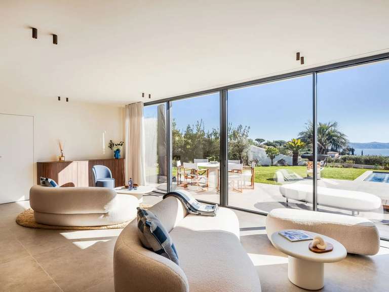 Villa with Sea view Sainte-Maxime - 4 bedrooms - 248m²