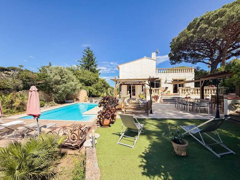 Villa Sainte-Maxime - 4 chambres - 206m²