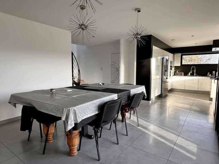 Maison Sainte-Pazanne - 4 chambres