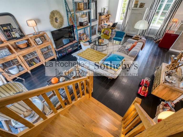 Maison Sainte-Soulle - 5 chambres - 260m²