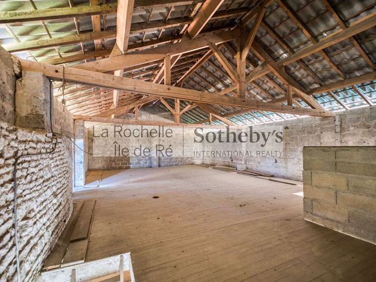 Maison Sainte-Soulle - 5 chambres - 260m²