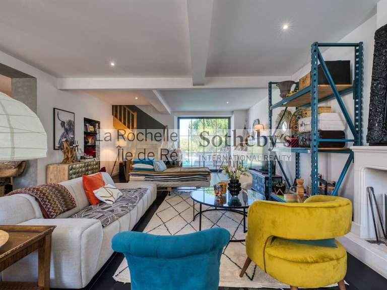 Maison Sainte-Soulle - 5 chambres - 260m²