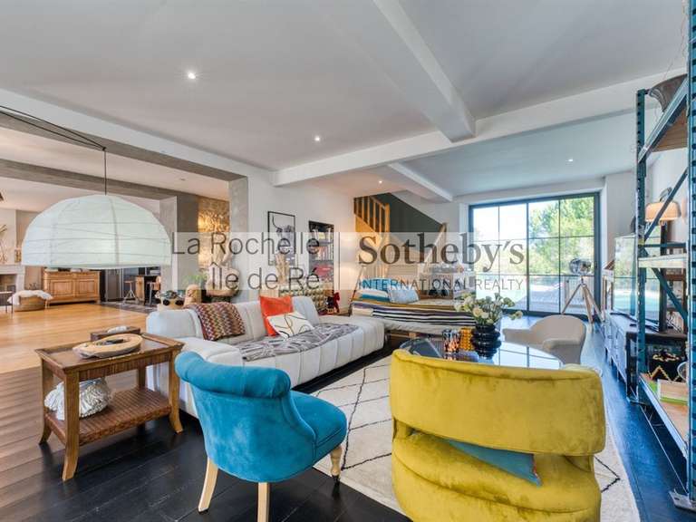 Maison Sainte-Soulle - 5 chambres - 260m²