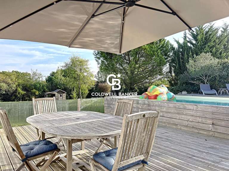 Maison Sainte-Soulle - 5 chambres - 260m²