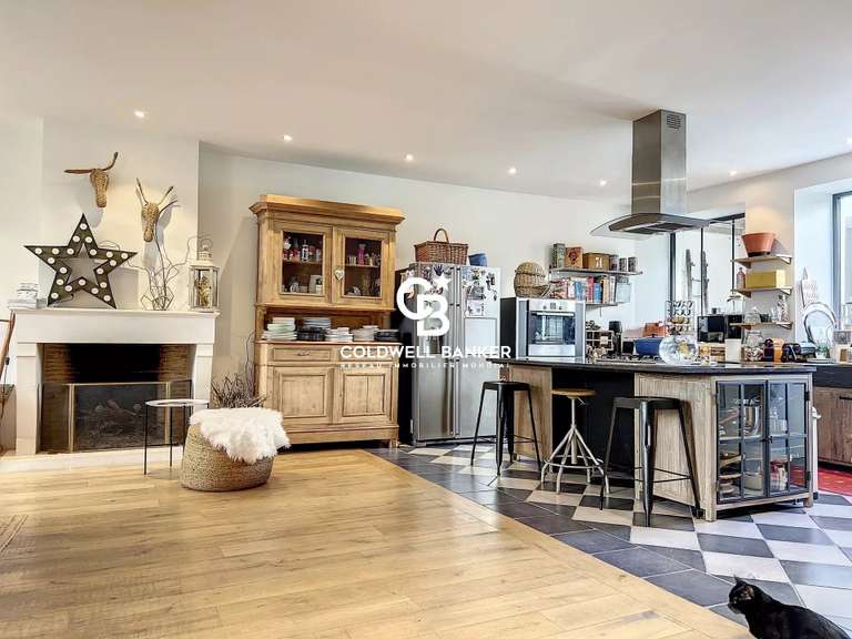 Maison Sainte-Soulle - 5 chambres - 260m²