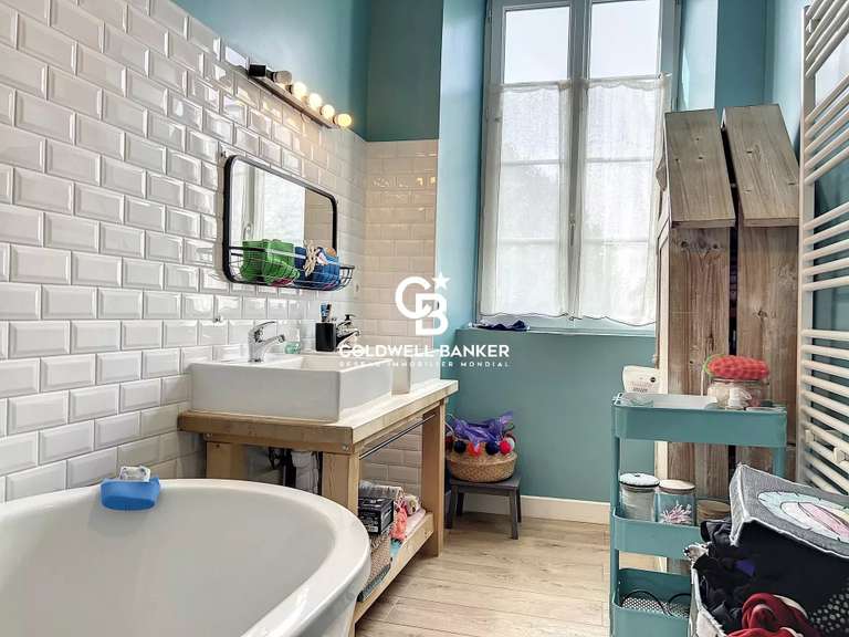 Maison Sainte-Soulle - 5 chambres - 260m²