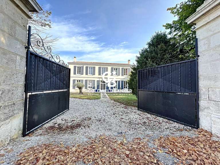 House Sainte-Soulle - 5 bedrooms - 260m²