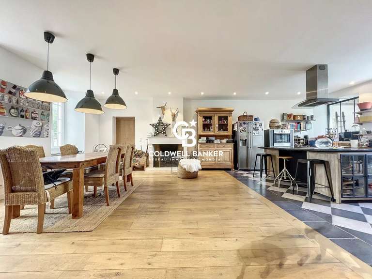 House Sainte-Soulle - 5 bedrooms - 260m²