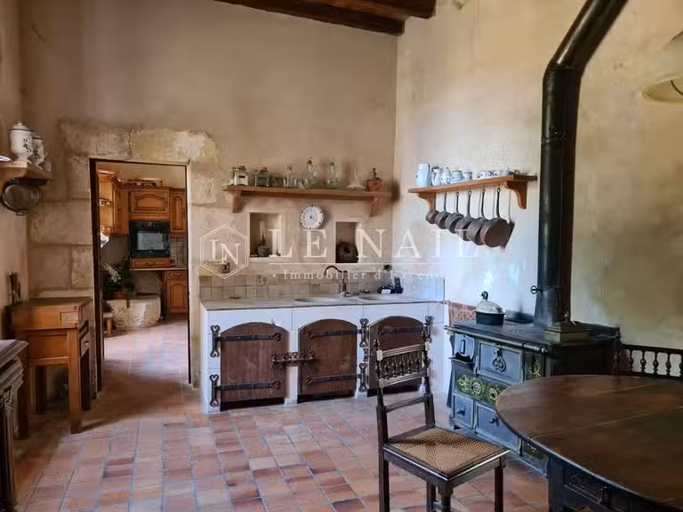 Château Saintes - 6 chambres - 700m²