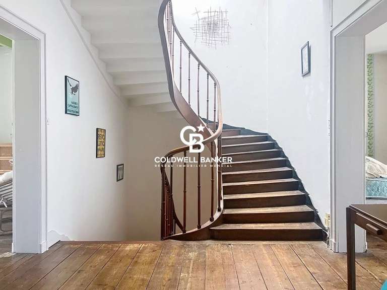Hôtel particulier Saintes - 6 chambres - 327m²