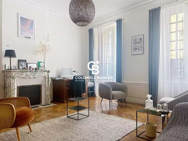 Hôtel particulier Saintes - 6 chambres - 327m²