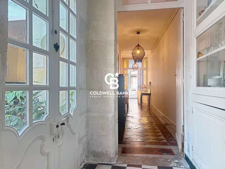 Hôtel particulier Saintes - 6 chambres - 327m²