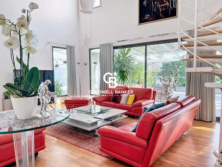 Maison Saintes - 3 chambres - 224m²