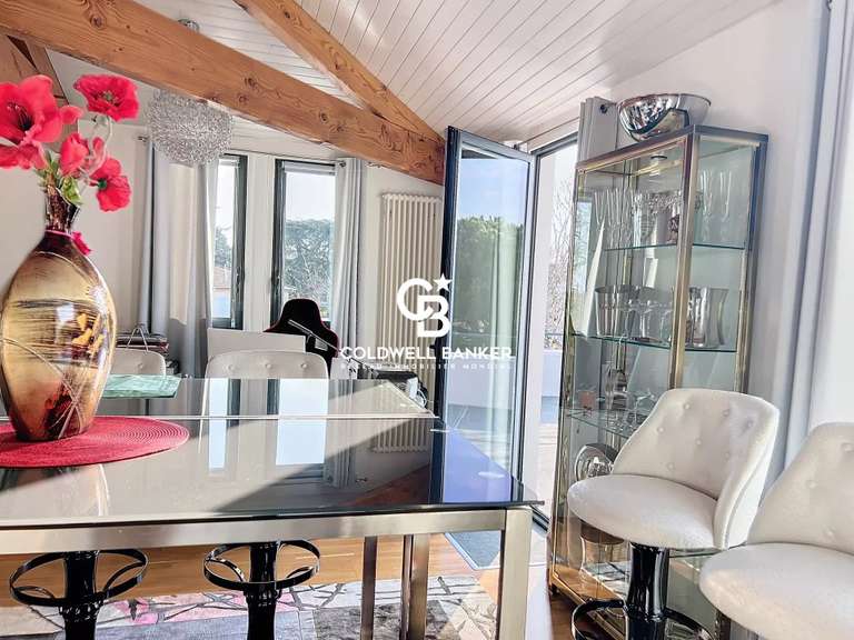 Maison Saintes - 3 chambres - 224m²