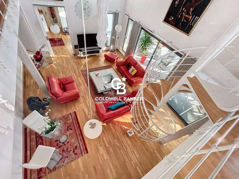 Maison Saintes - 3 chambres - 224m²