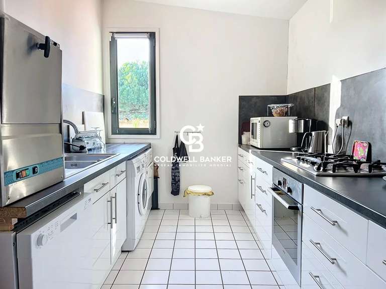 Maison Saintes - 3 chambres - 224m²