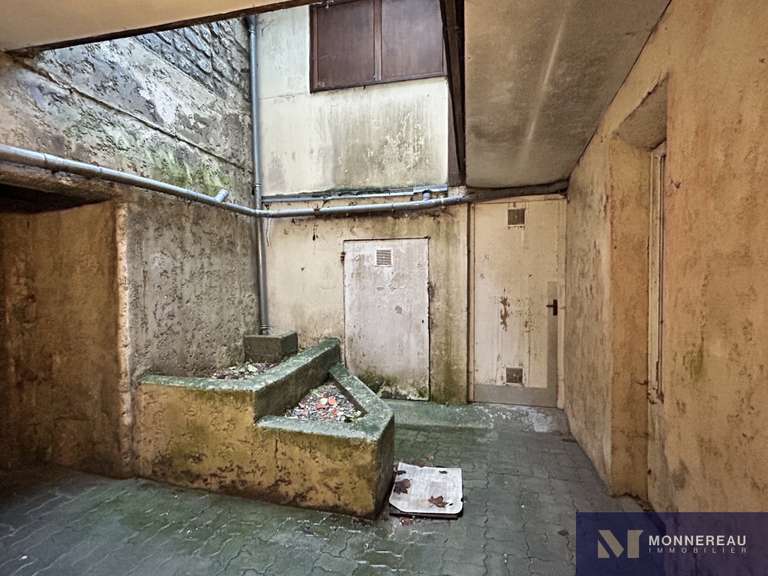 Maison Saintes - 381m²