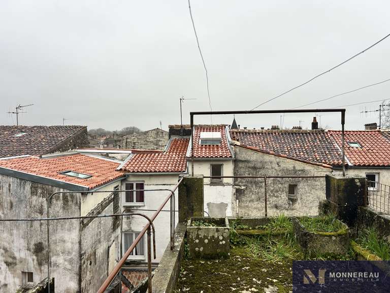 Maison Saintes - 381m²