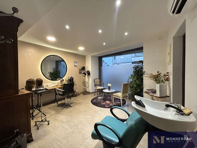 Maison Saintes - 381m²