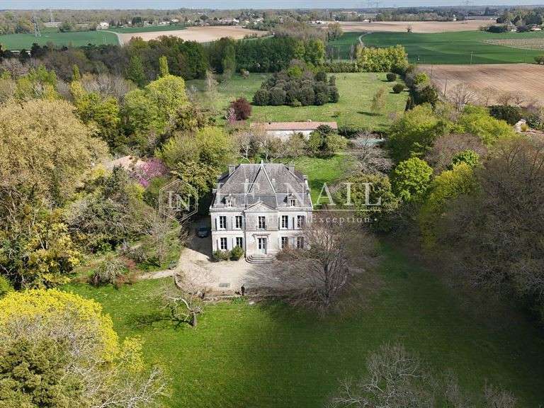 Maison Saintes