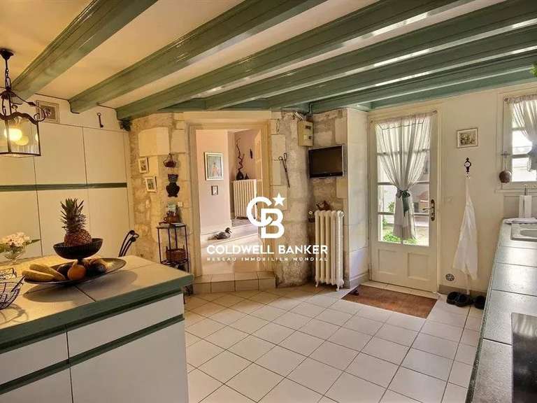 Maison Saintes - 4 chambres - 450m²