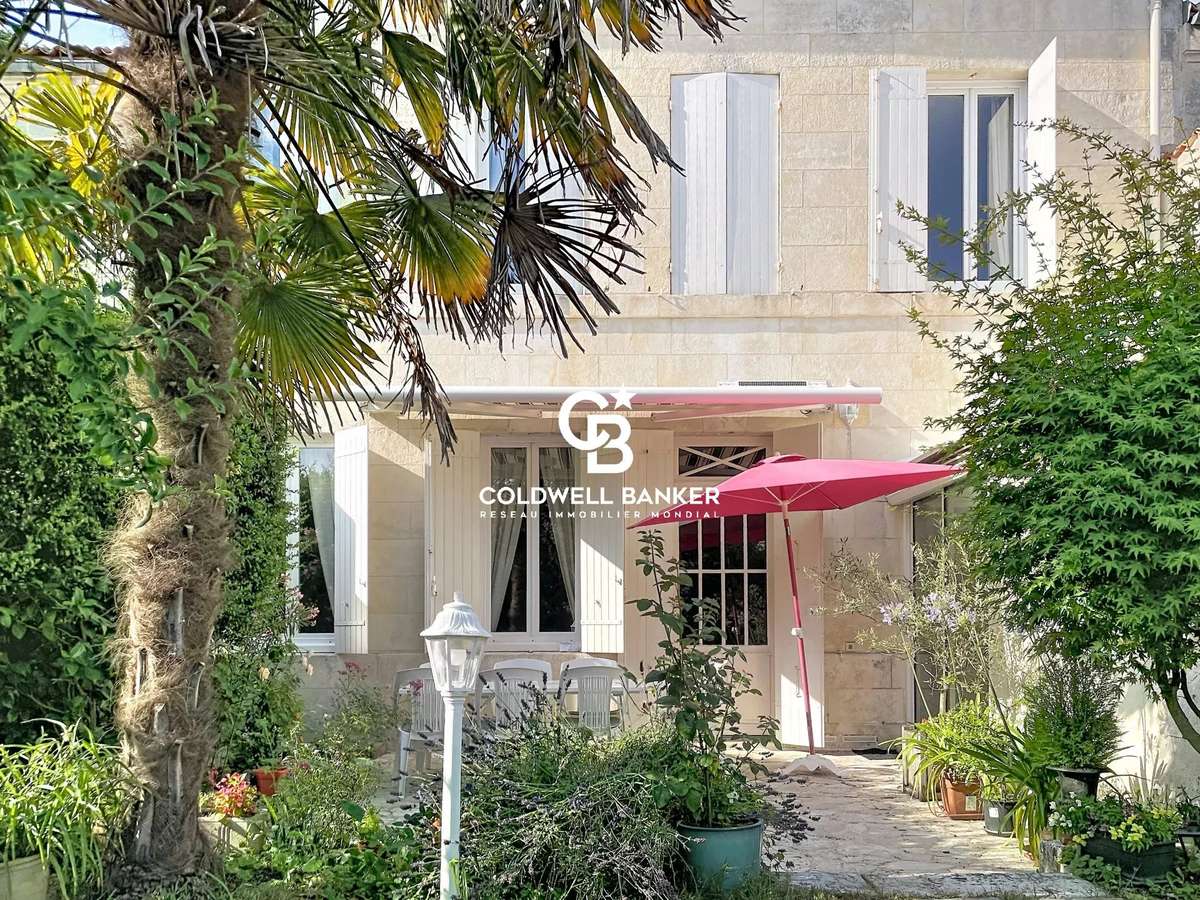 Maison Saintes