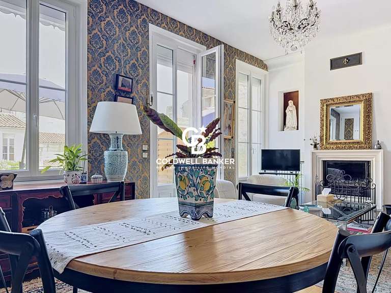 House Saintes - 4 bedrooms - 270m²