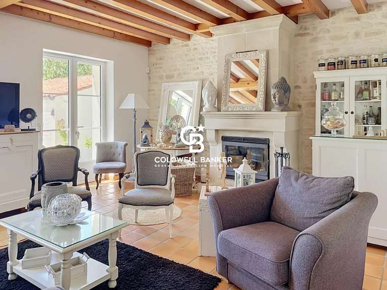 Maison Saintes - 5 chambres - 290m²