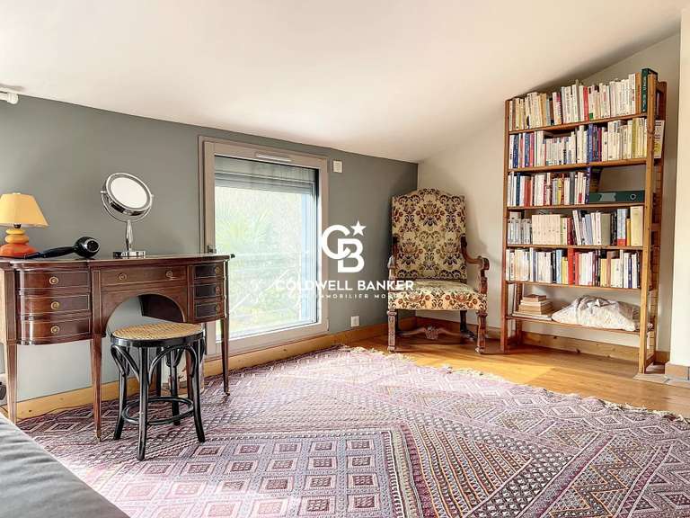 Maison Saintes - 7 chambres - 552m²