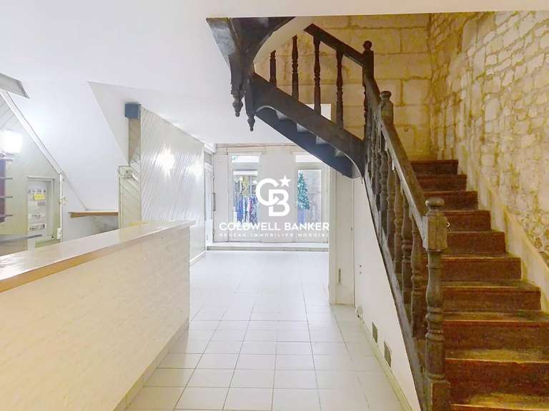 Maison Saintes - 3 chambres - 300m²