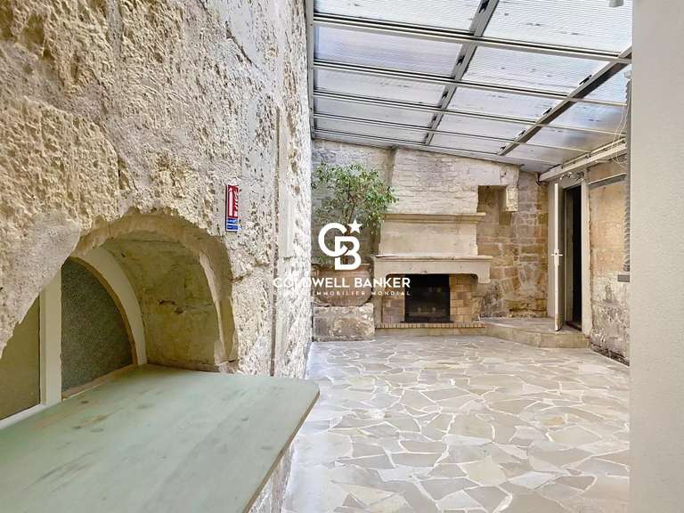 Maison Saintes - 3 chambres - 300m²