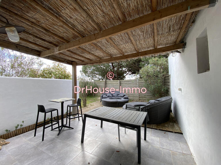 Villa Saintes-Maries-de-la-Mer - 9 chambres - 308m²