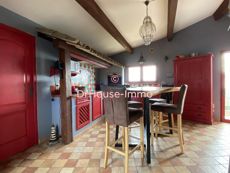 Villa Saintes-Maries-de-la-Mer - 9 bedrooms - 308m²