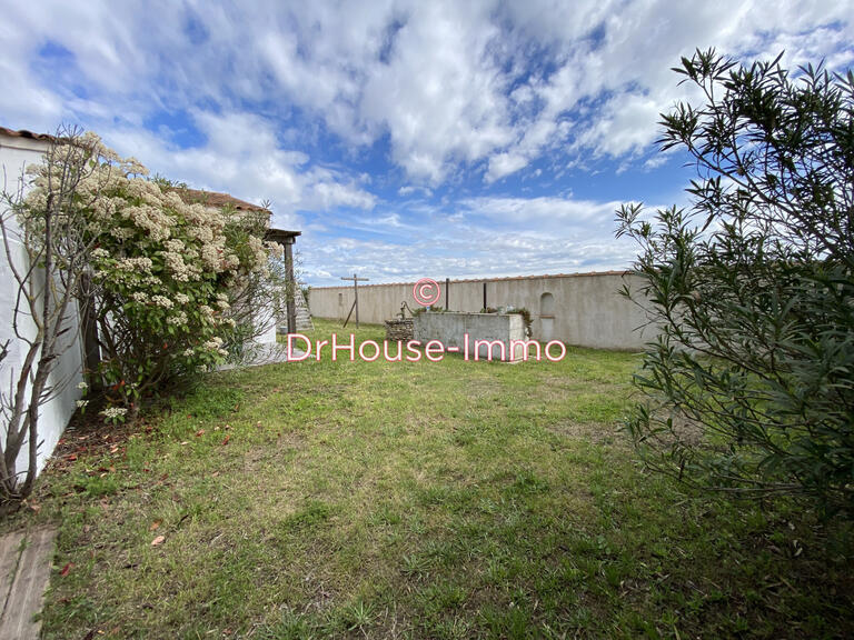 Villa Saintes-Maries-de-la-Mer - 9 chambres - 308m²