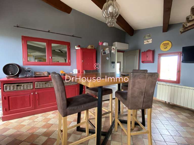 Villa Saintes-Maries-de-la-Mer - 9 chambres - 308m²