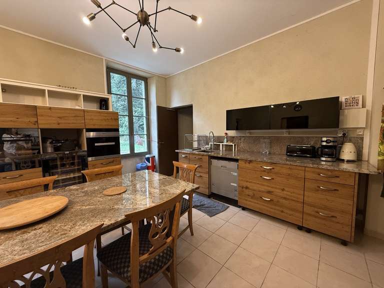 Propriété Saissac - 11 chambres - 500m²