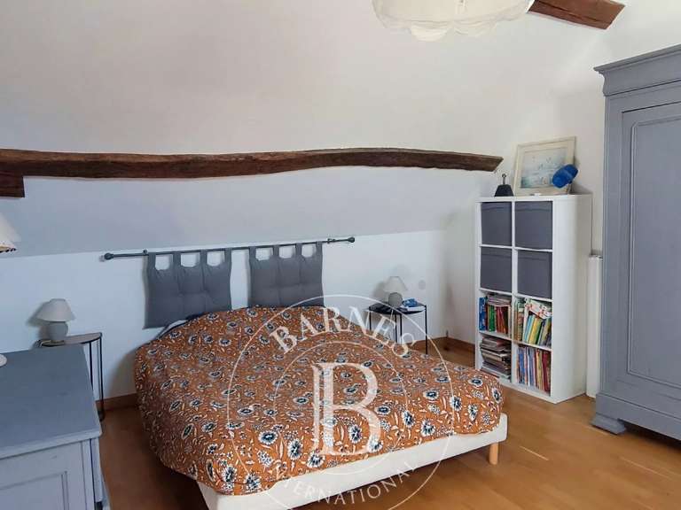 Unusual property Salbris - 5 bedrooms