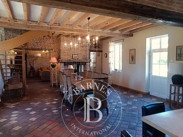 Unusual property Salbris - 5 bedrooms