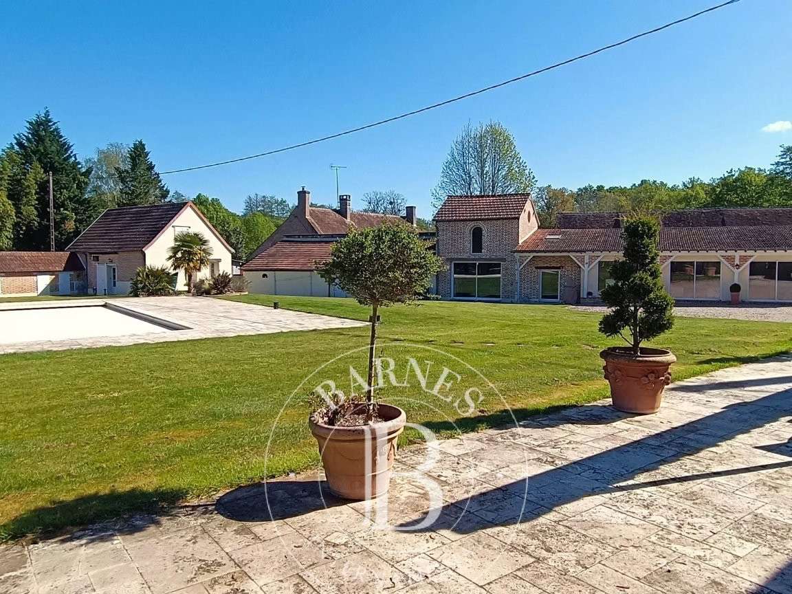 Unusual property Salbris