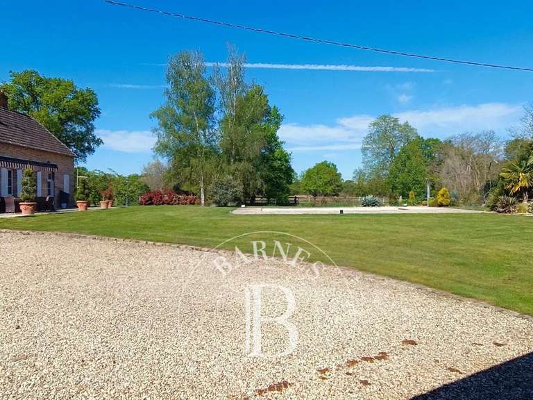 Unusual property Salbris - 5 bedrooms