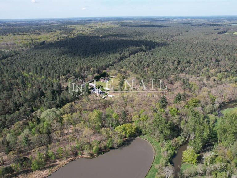 Propriété Salbris - 12 chambres - 520m²