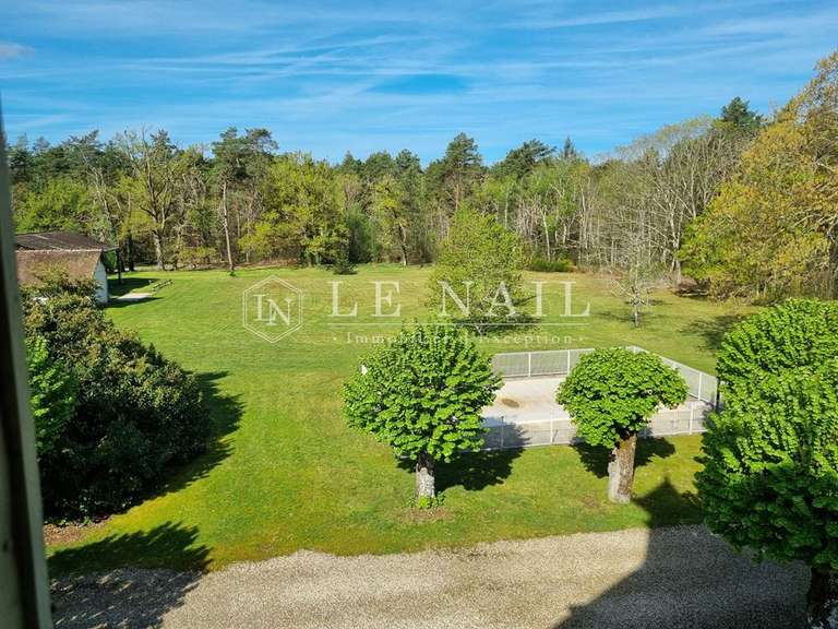 Propriété Salbris - 12 chambres - 520m²